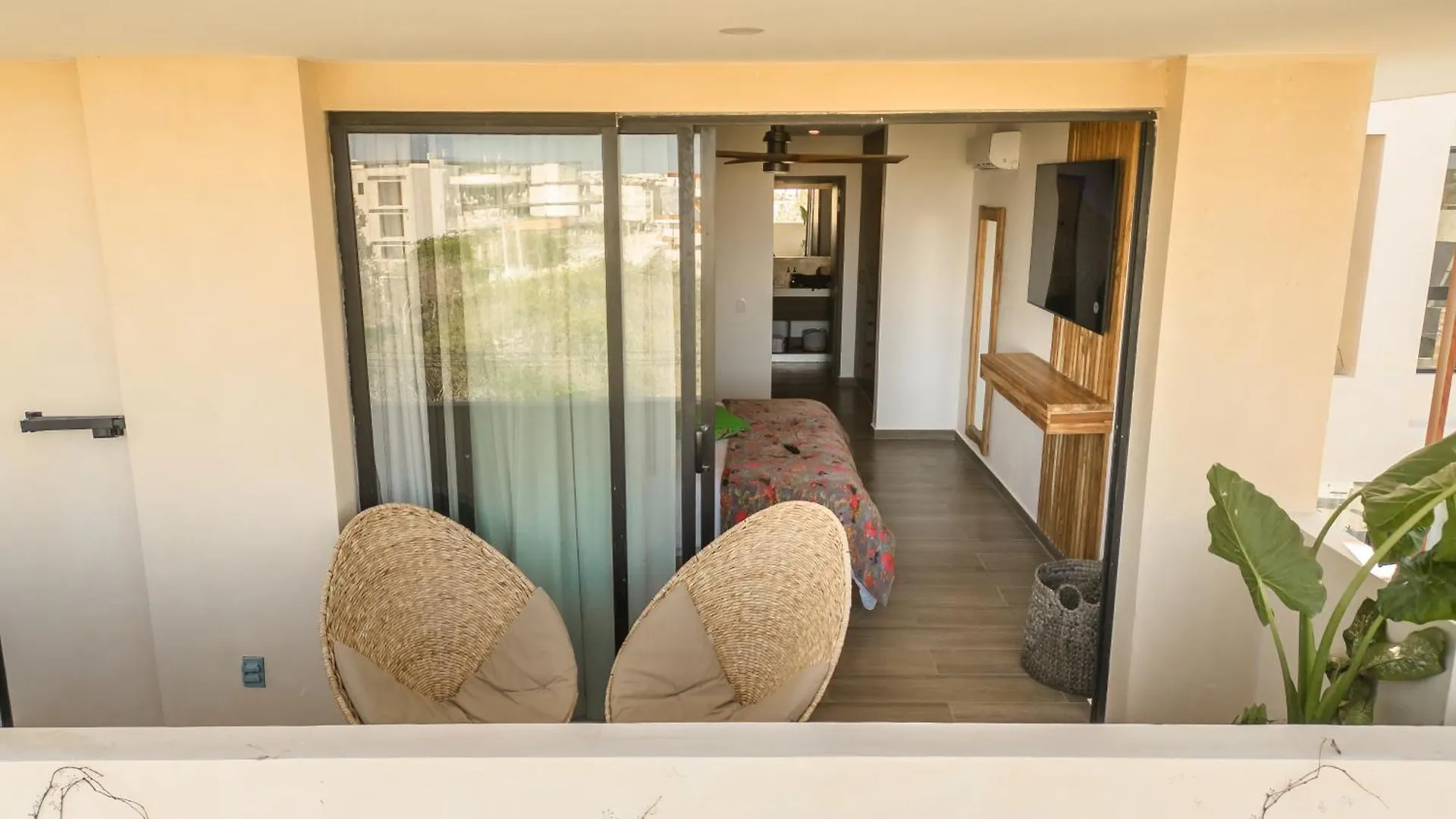 Deluxe 2-Story Penthouse Pool & Bbq Rooftop Tulum Apartment