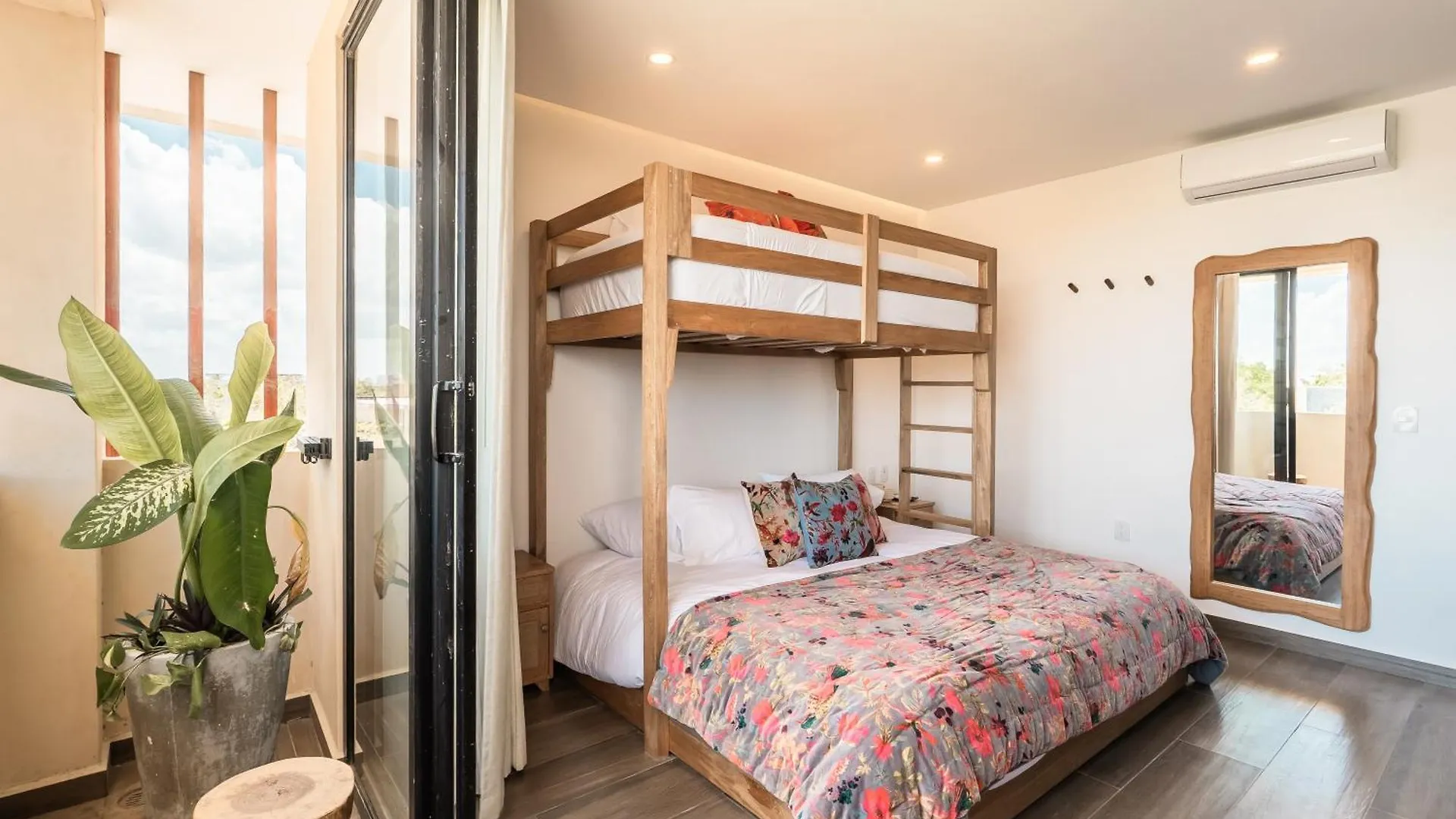 Apartment Deluxe 2-Story Penthouse Pool & Bbq Rooftop Tulum Mexico